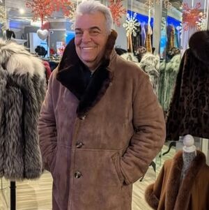 Meet your Posher, Dimitri